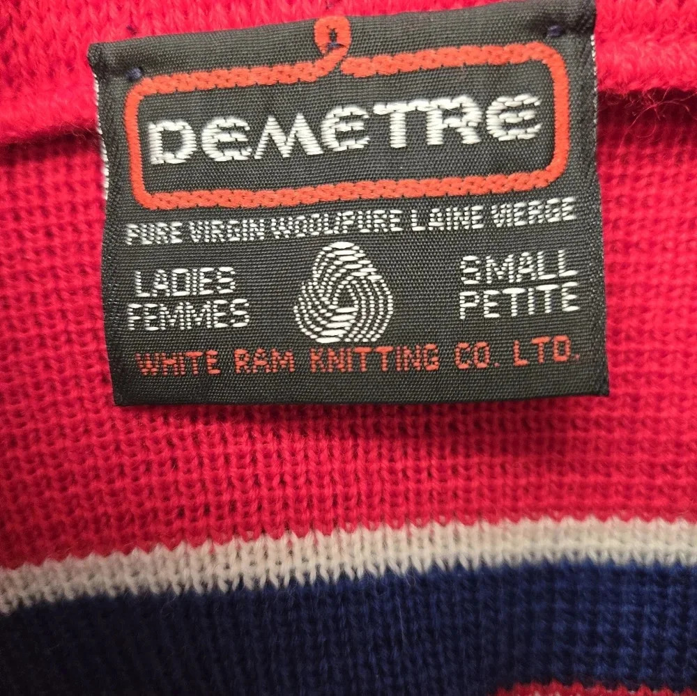 DEMETRE women's vintage virgin wool ski sweater. Red/white/blue. Size small - Picture 9 of 11